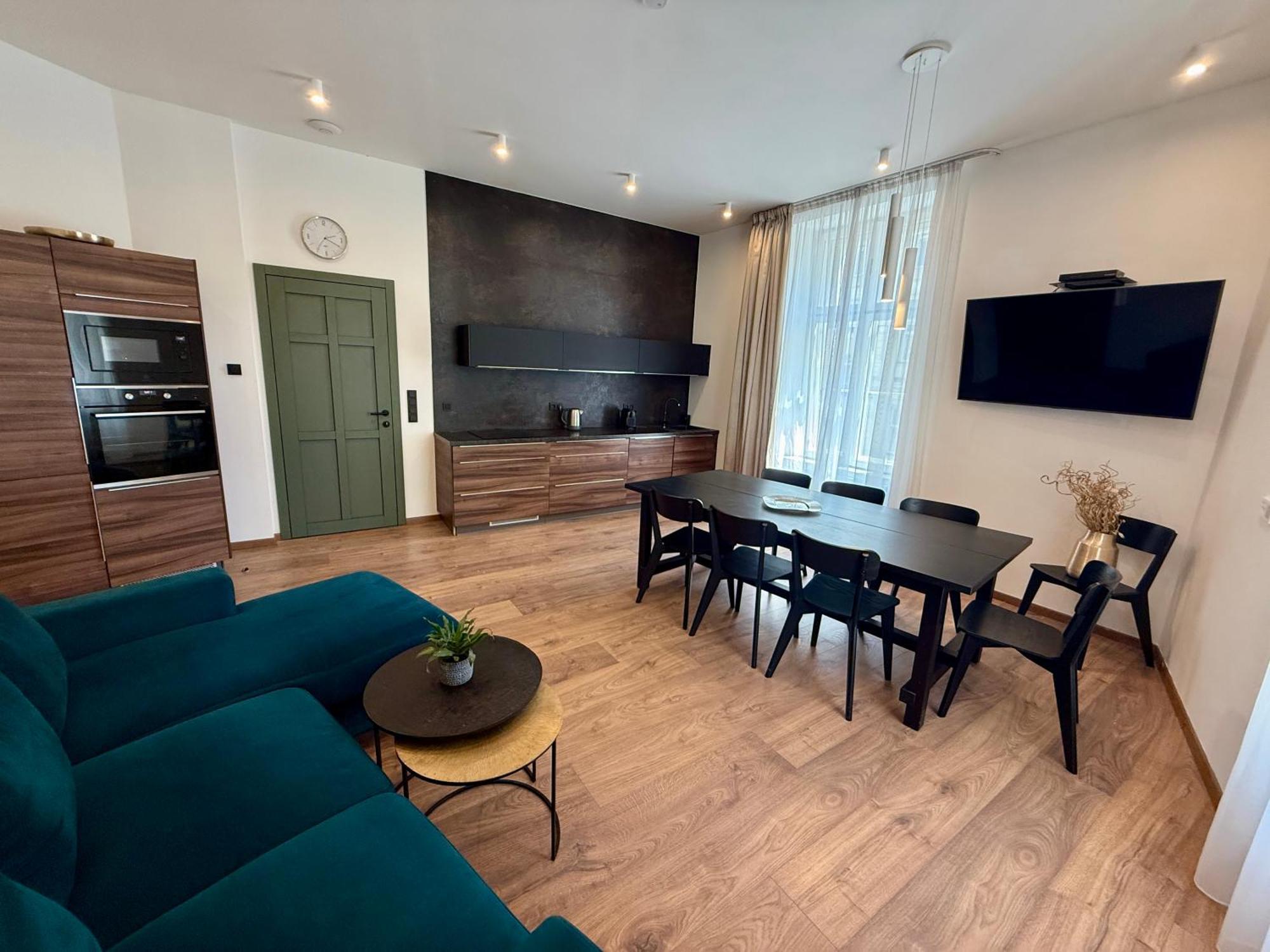Lägenhet Luxury Kmochova Prag